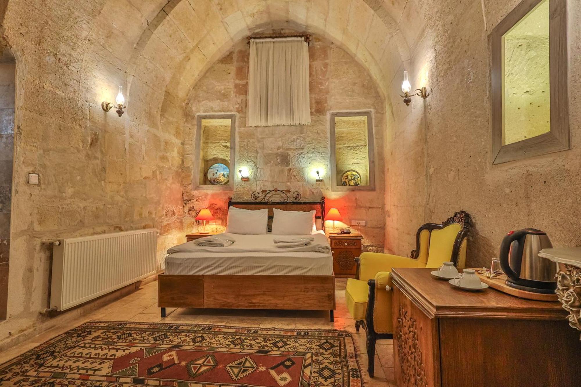 Bedrock Cave Hotel (Adults Only) Goreme Exterior photo