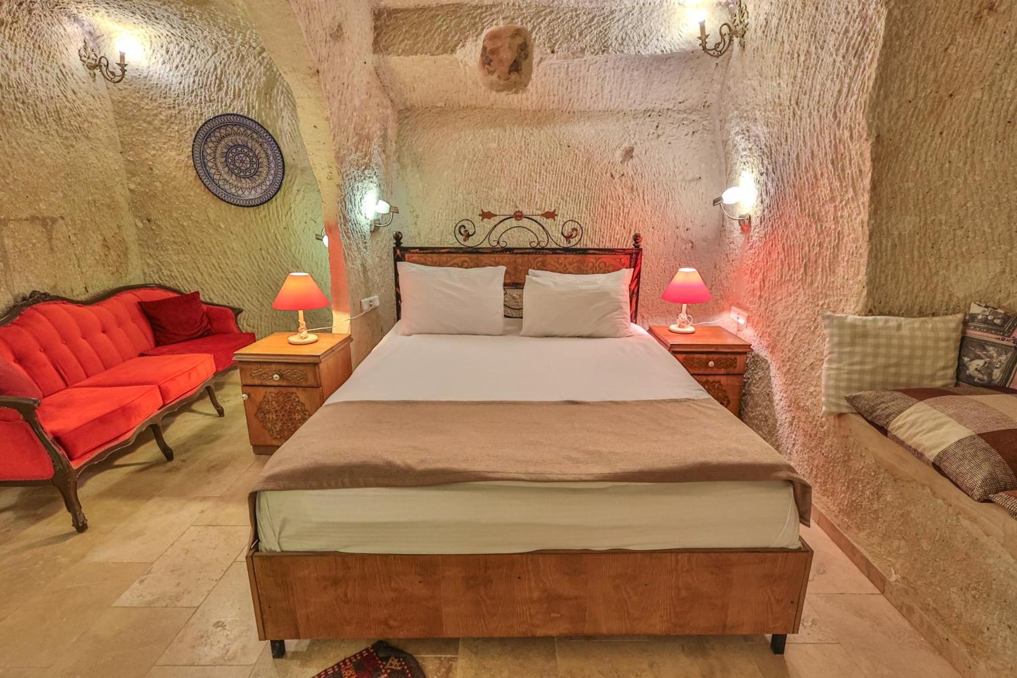 Bedrock Cave Hotel (Adults Only) Goreme Exterior photo
